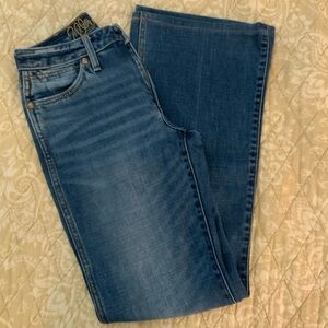 Wrangler Women's Straight Leg Jeans in Medium Blue